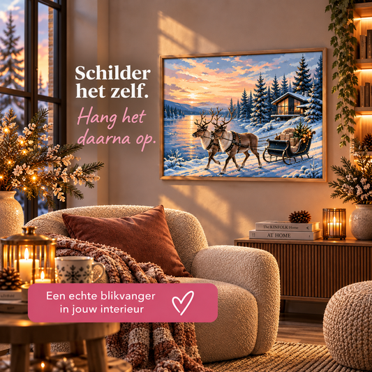 Schilderij Rendieren bij het Meer ingelijst aan de muur in een sfeervolle woonkamer